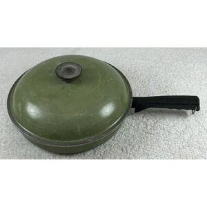Vintage Club Aluminum 10" Skillet Fry Pan Avocado Green w/Lid HARD TO FIND